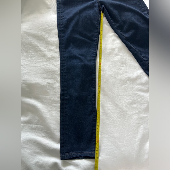 J Brand mid rise skinny jeans - Picture 8 of 8